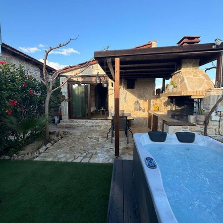 Studio Eleni - Oasis Holiday Houses Коккинос Пиргос Экстерьер фото
