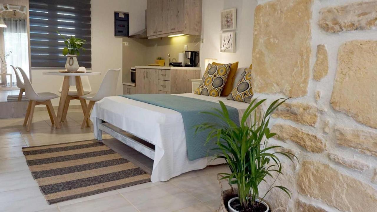 Studio Eleni - Oasis Holiday Houses Коккинос Пиргос Экстерьер фото