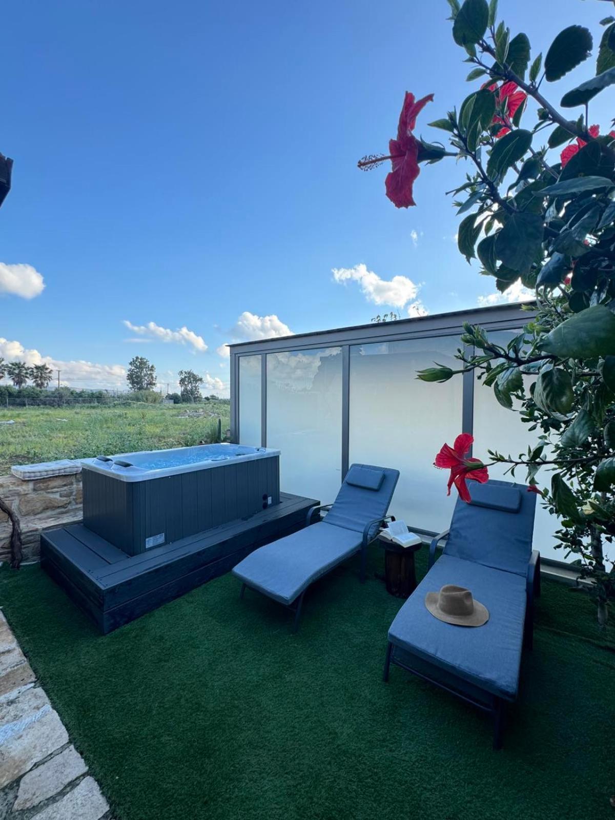 Studio Eleni - Oasis Holiday Houses Коккинос Пиргос Экстерьер фото